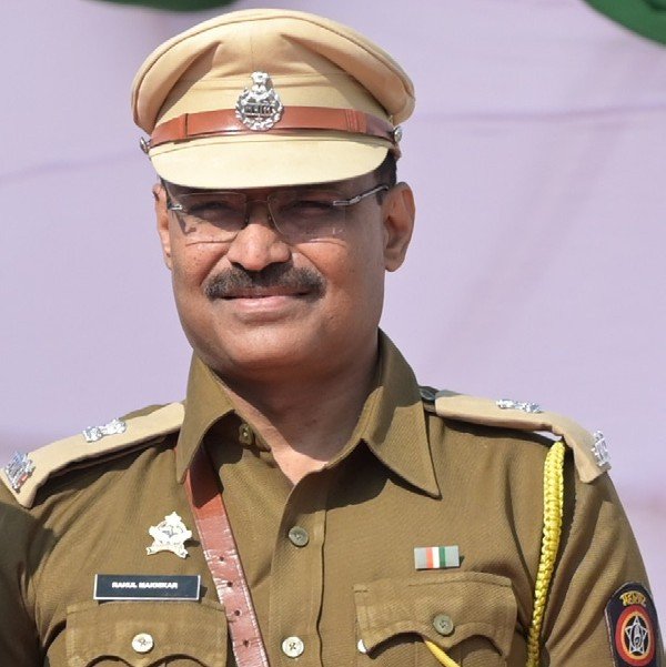 Shri Rahul Maknikar