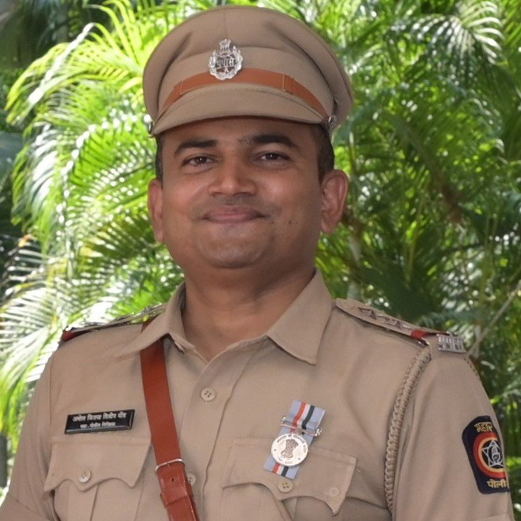 Shri Amol Dond